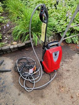 Husky 1550 Powerwasher