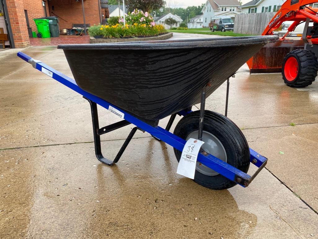 Wheelbarrow pneumatic tire, poly tub