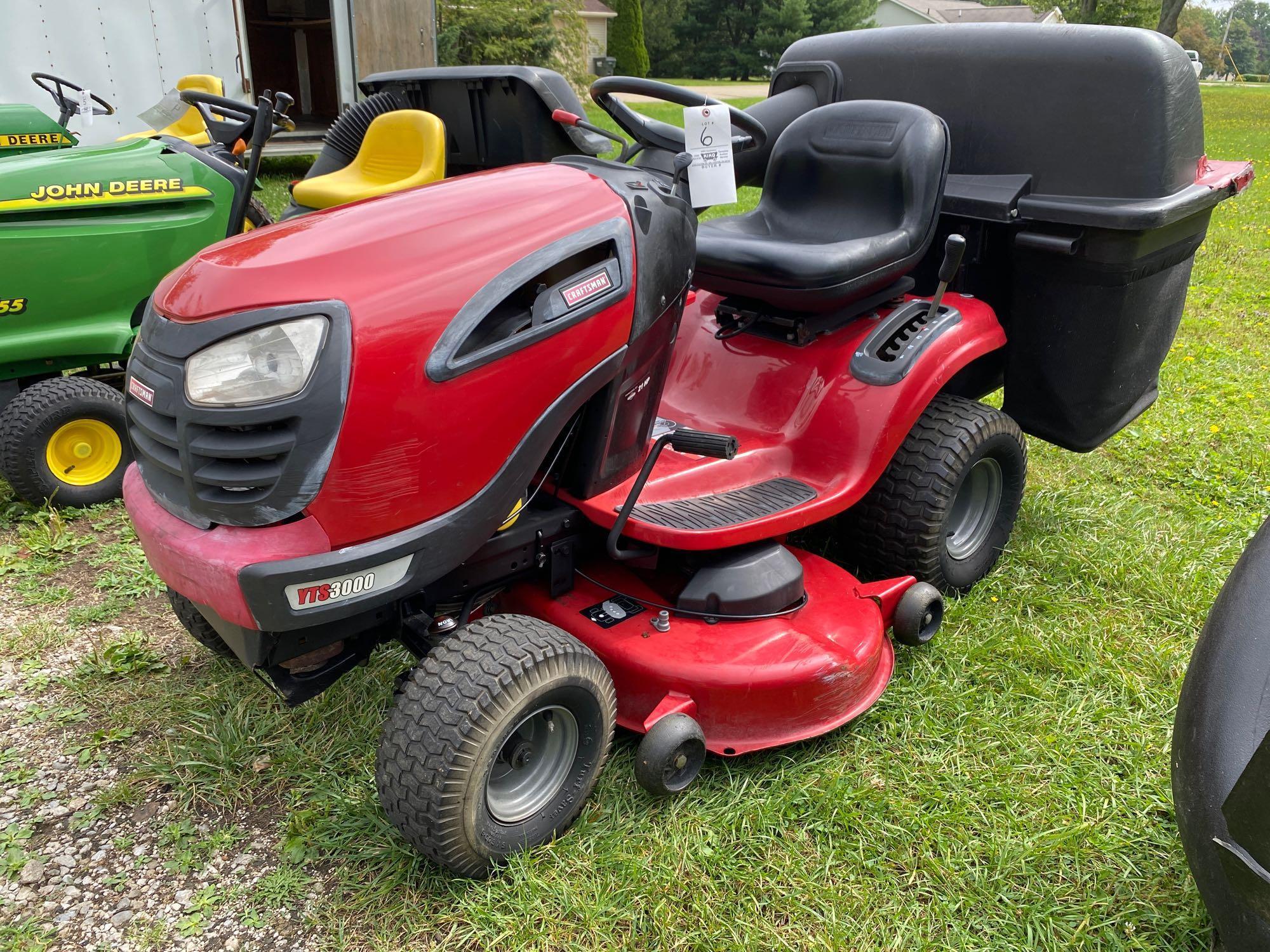 Craftsman YTS3000 Riding mower with bagger