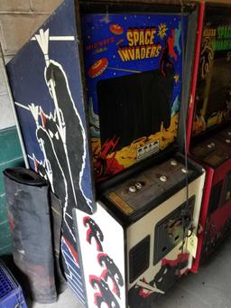 Midway Space Invaders arcade machine, key