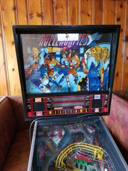 Williams Rollergames pinball machine, no key