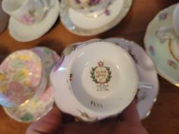 Cups and saucers, red tumblers, covered hen, sadler teapot