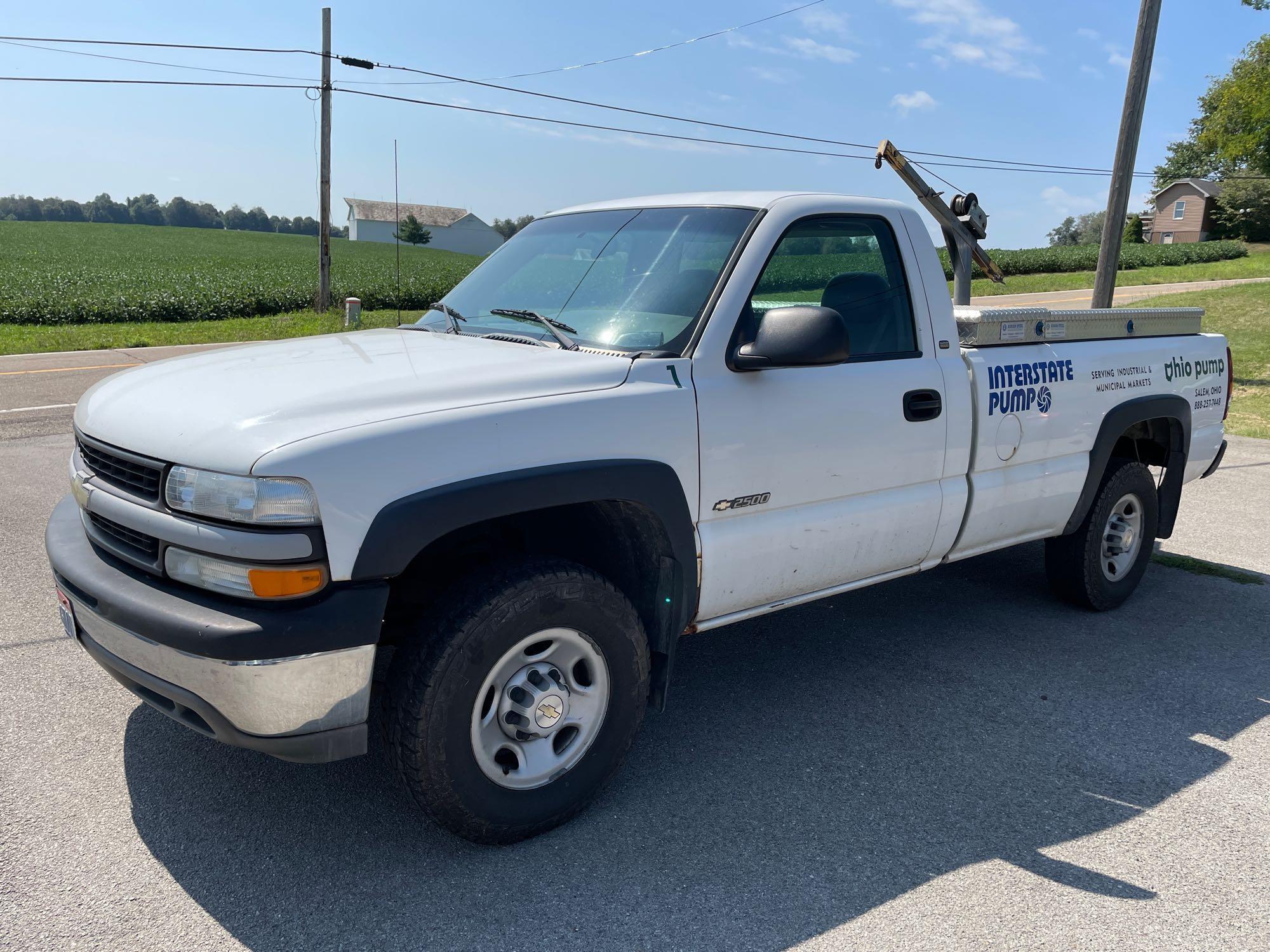 2000 chevy HD 2500 Silverado work truck