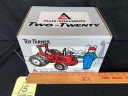 Ertl toy farmer 1995 national farm toy show collectors edition Allis Chalmers 2?20