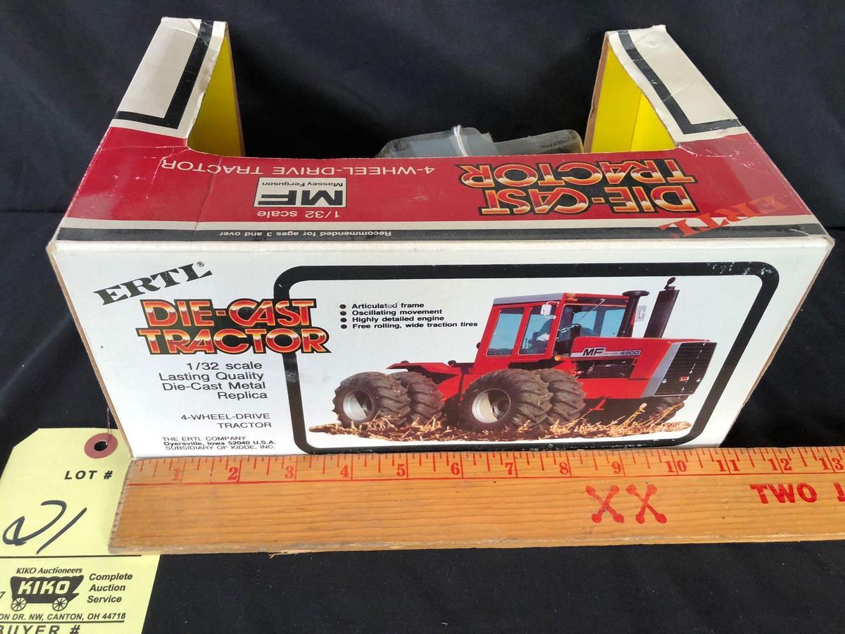 Ertl Massey Ferguson 4900 four-wheel-drive 1/32 scale