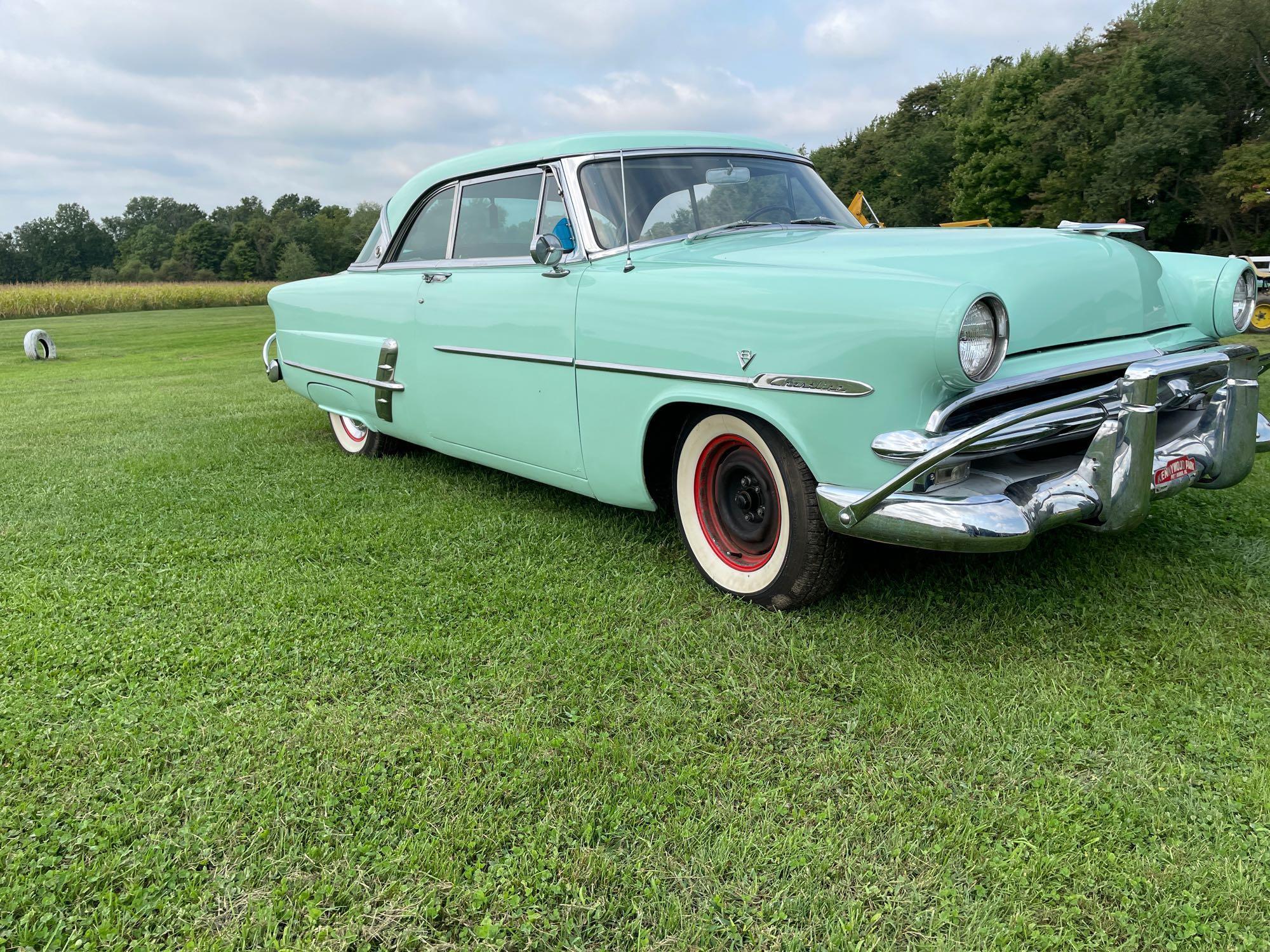 1953 Ford crestline, 2 door, 4 speed on column,