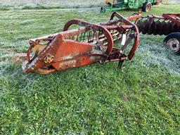 New Holland 57 3pt hay rake