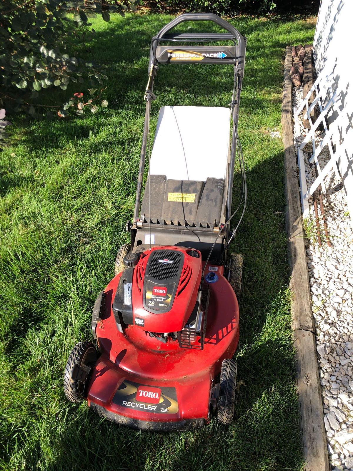 Toro recycler 22in cut push mower self-propelled