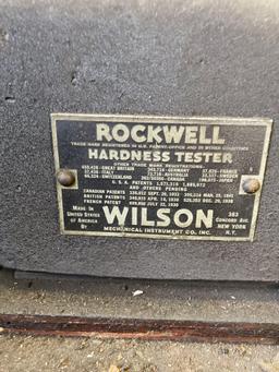 Rockwell hardness tester with cabinet