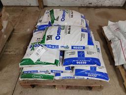 (15) Bags Osmocote 14-14-14 Slow Release Fertilizer