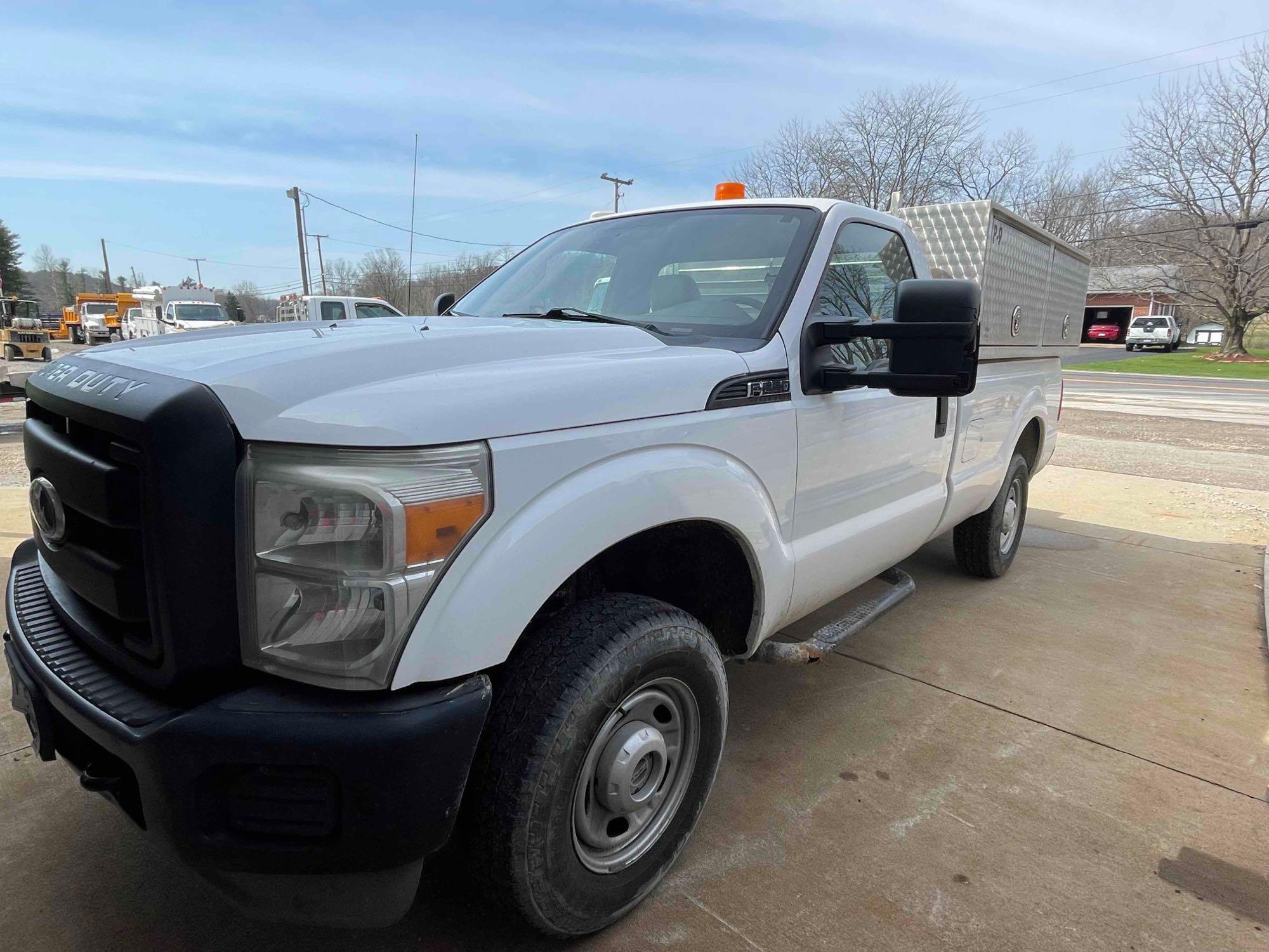 2011 Ford F-250 Super Duty 4x4 truck, 8' bed, 6.2L gas engine, 20k mi on new auto transmission