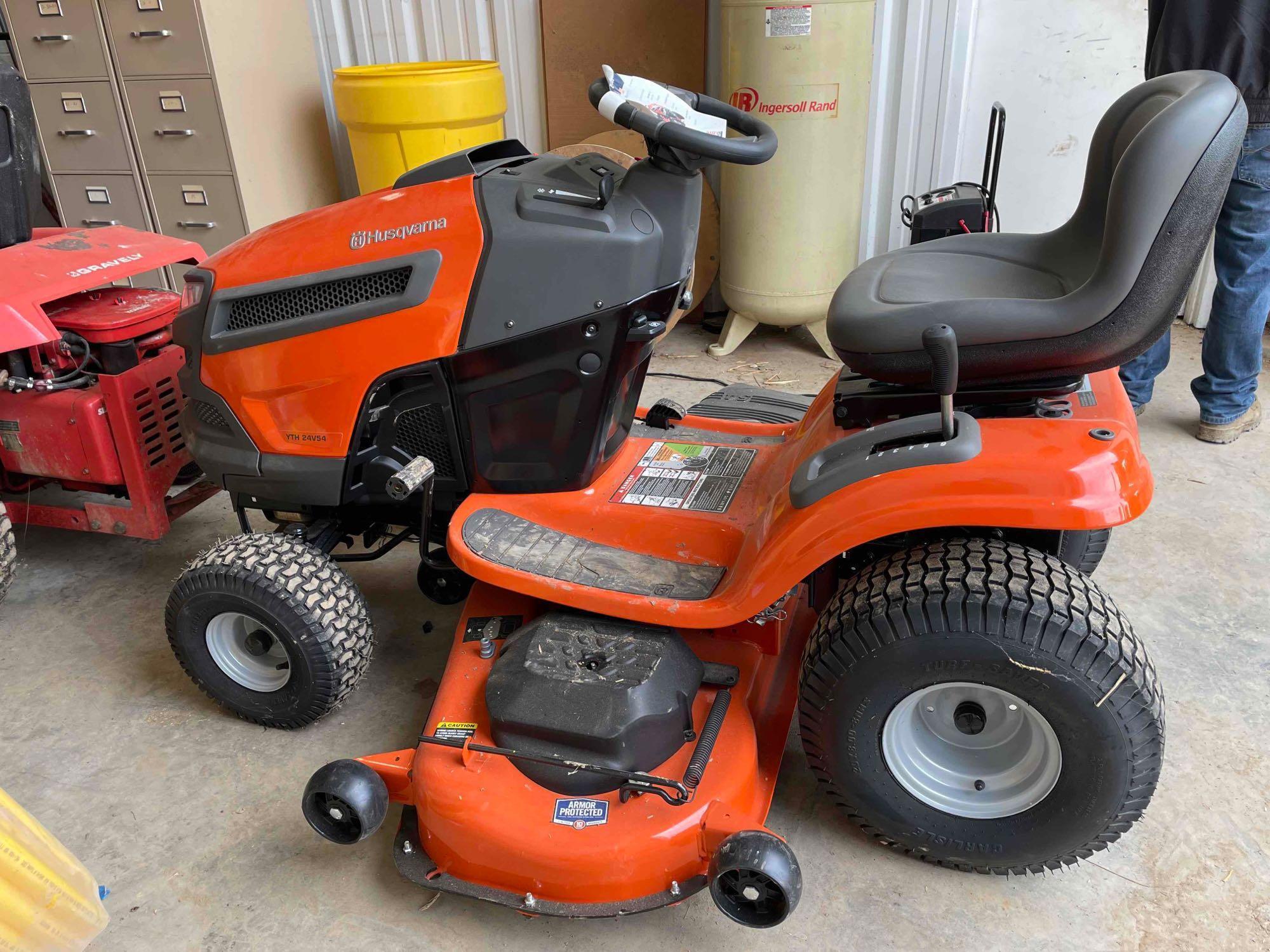 New Husqvarna YTH 24V54? lawn mower, 0.8hrs