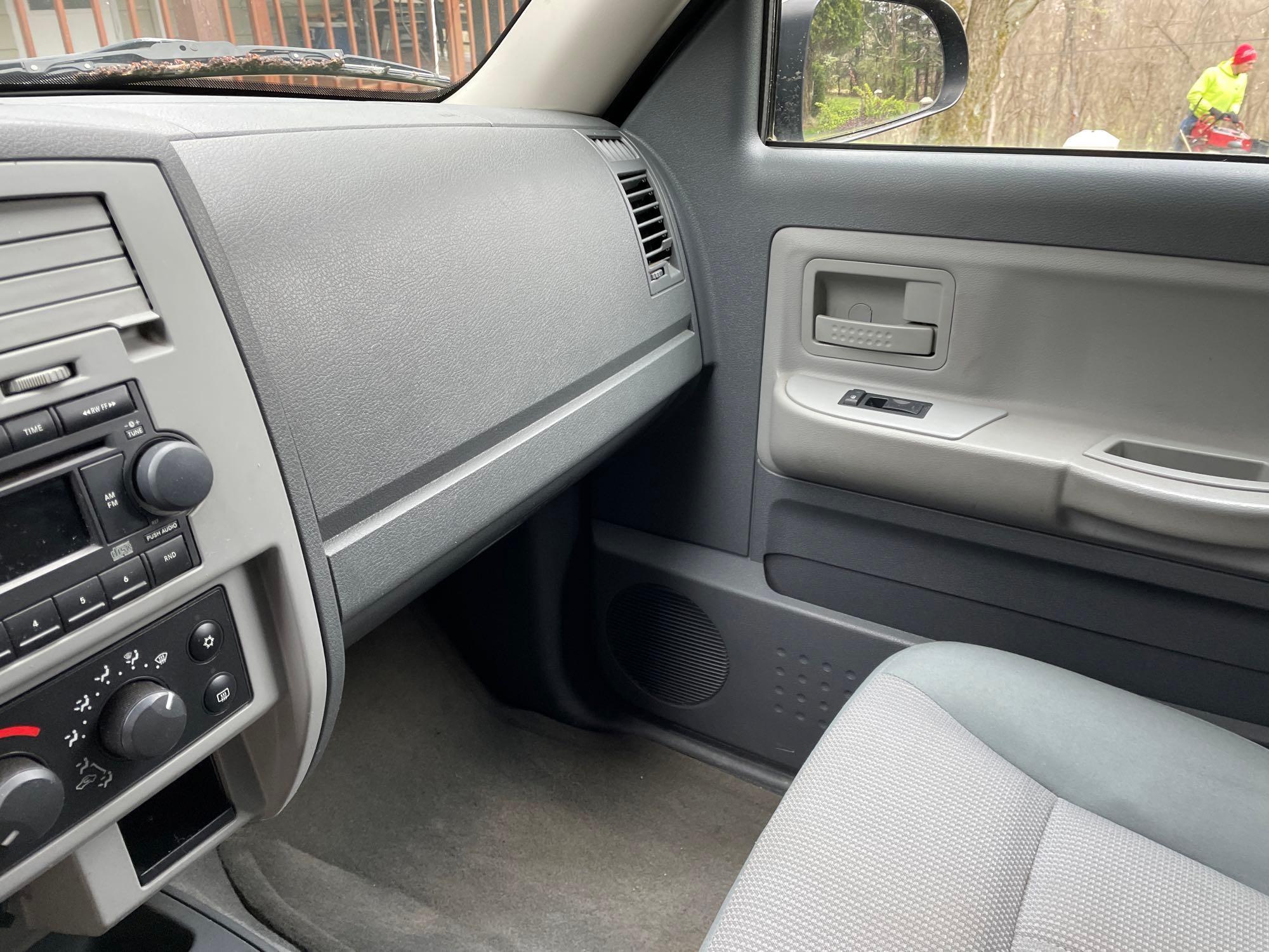 2005 Dodge Dakota SLT pickup