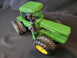 Ertl John Deere Tractor with Duals