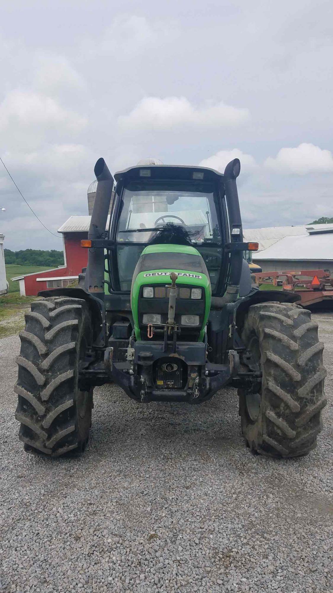 Deutz Fahr 620 TTV tractor