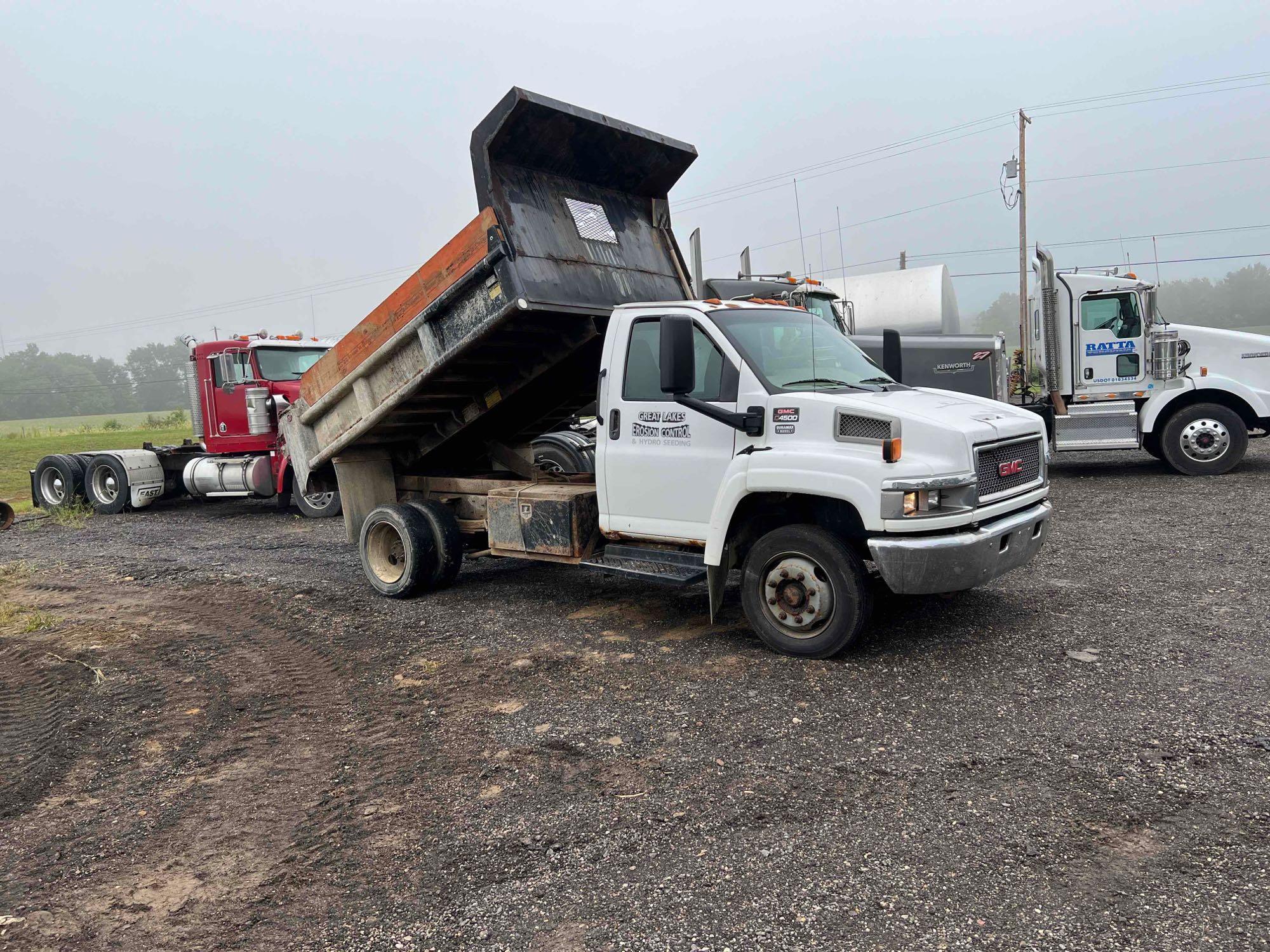 2006 GMC C4500 Dump Truck