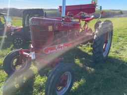1946 Farmall H wide front repainted