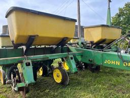 John Deere 7200 4Row Corn Planter W Row Markers