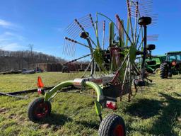 2017 Claas liner 2800 double rotary rake, one owner, hyd. fold