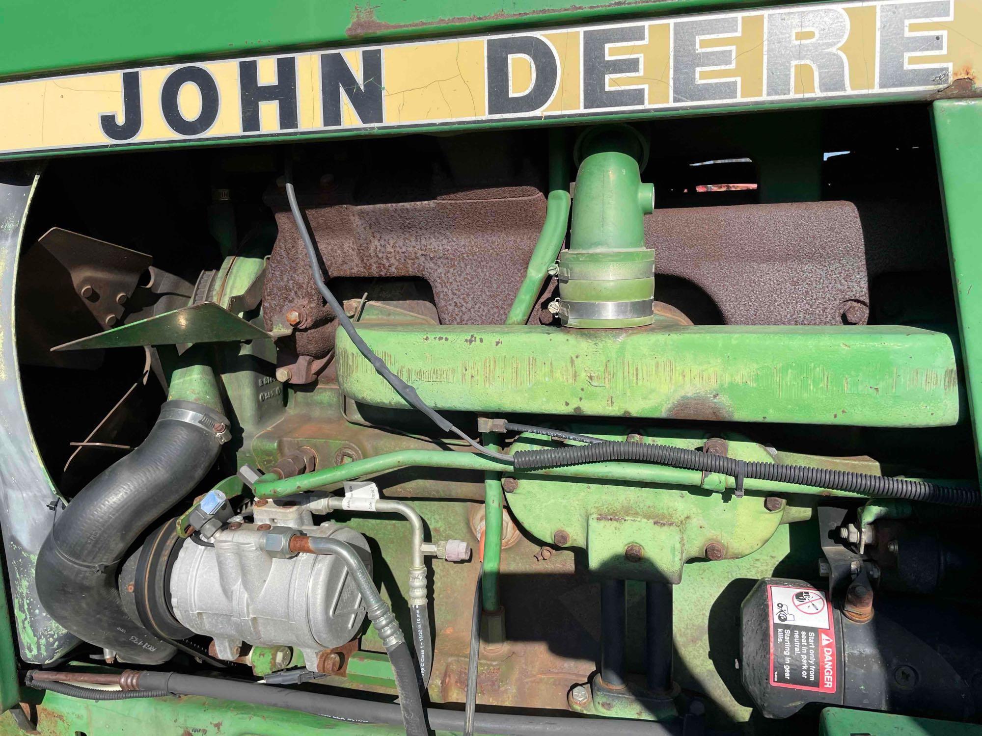 JD 4240 2WD 8 speed power shift