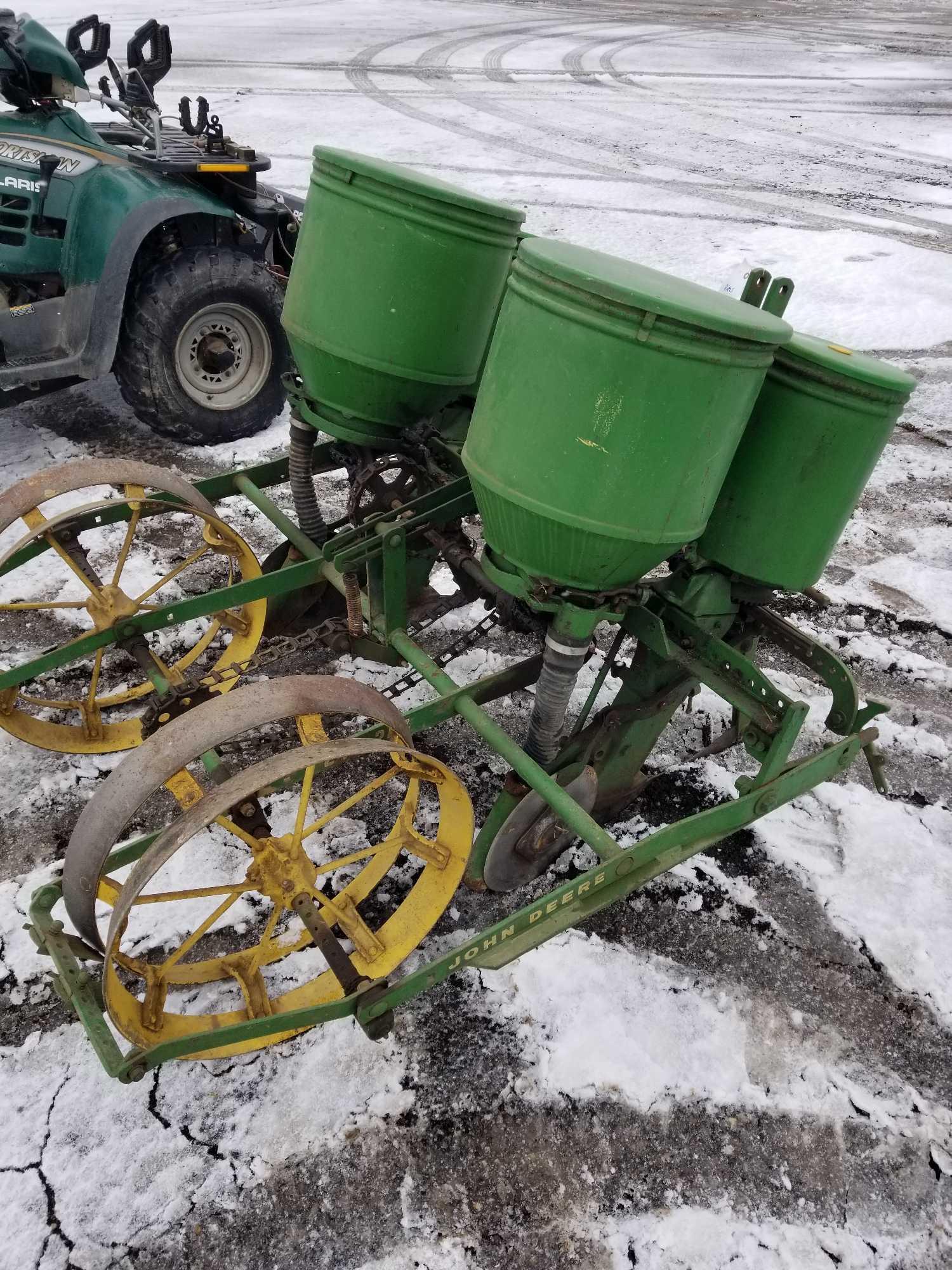 JD 2 row corn planter, one seed box needs new guts