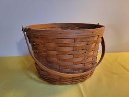 Longaberger 1988 basket