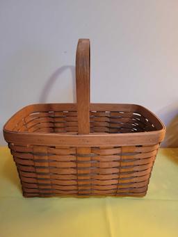 Longaberger 1989 basket