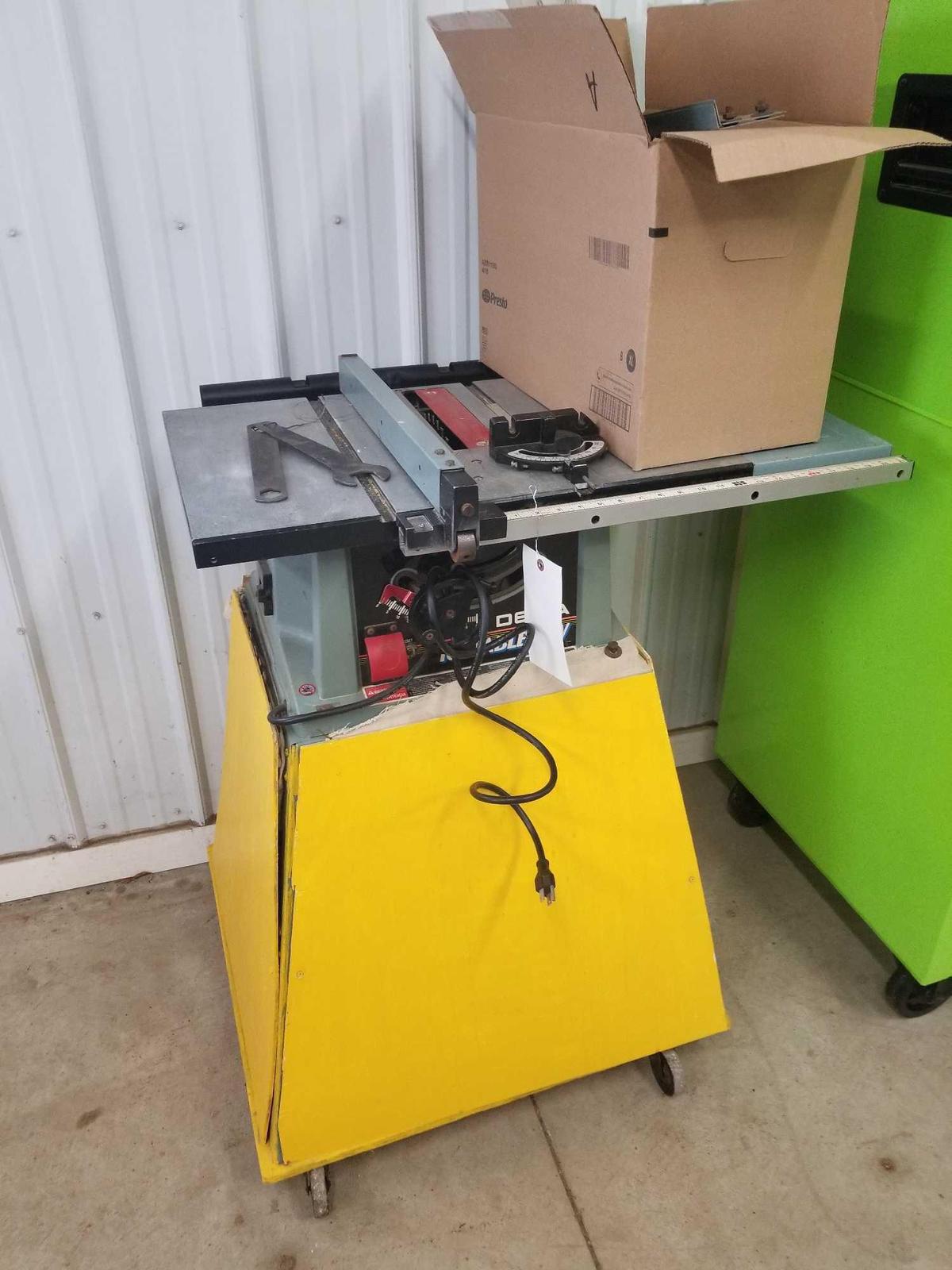 Delta 10 in table saw