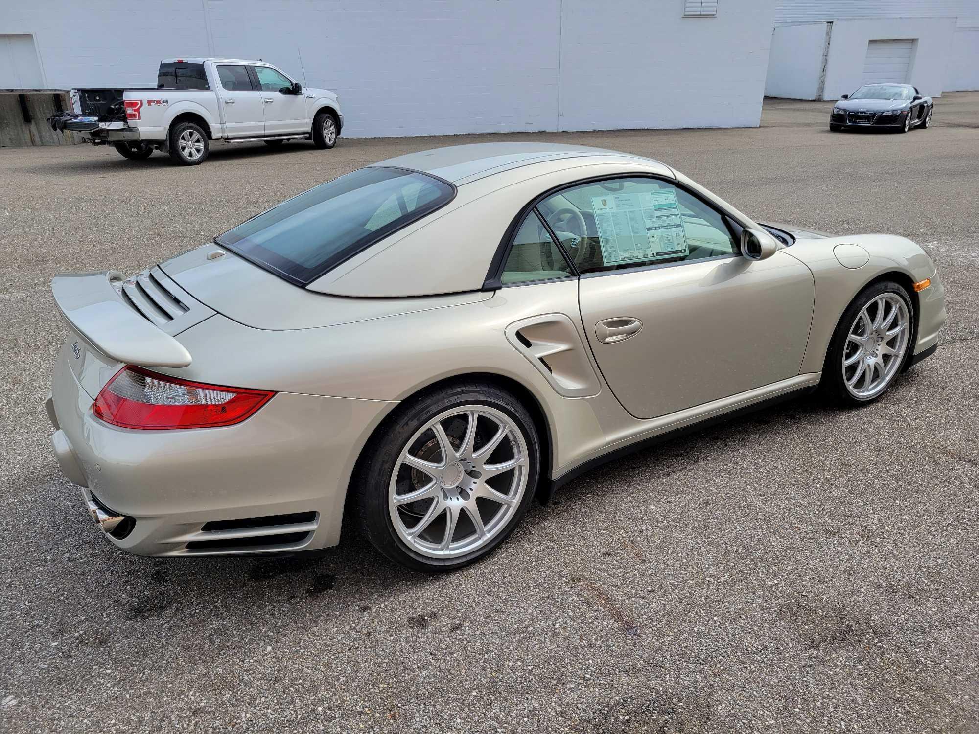 2009 Porsche 911 Cabriolet