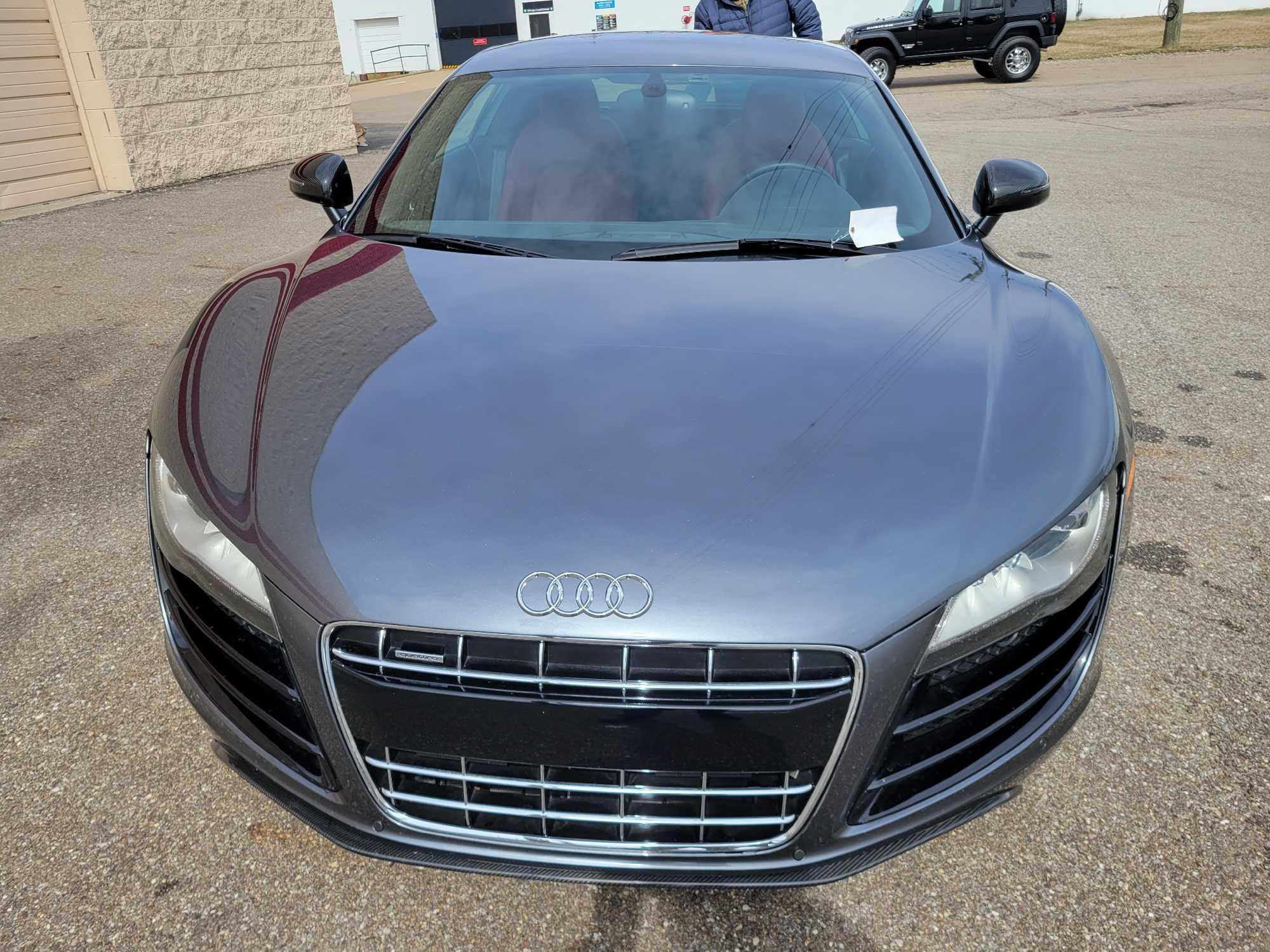 2010 Audi R8 2 door Quattro coupe