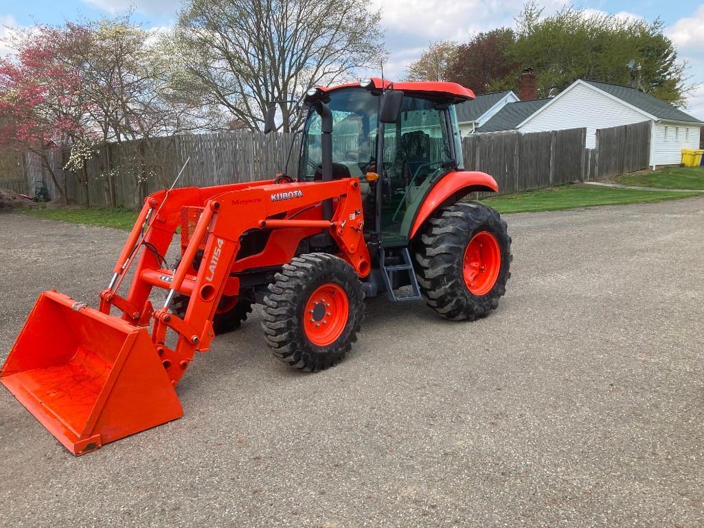 Kubota M7060 MFWD tractor