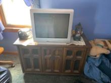 Entertainment Stand W/ TV