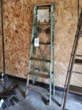 Wooden step ladder 6ft