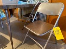 dinette, 4 folding chairs