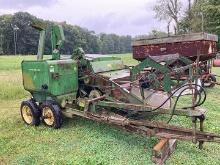 JD #30 pull-type Combine with 6 ft head