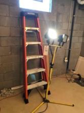 Step ladder and halogen work light