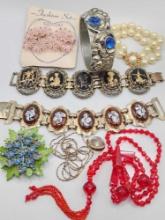 Vintage costume jewelry: bracelets, beads, pin