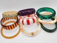 (9) vintage plastic bangle bracelets: Lucite +