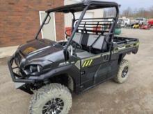 2023 Kawasaki Mule Pro FXR, 240 miles, 4x4, like new