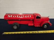 Smith Miller Mack Mobiloil Tanker Truck