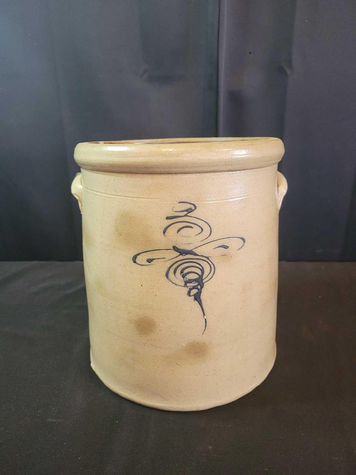 Antique 3 gal crock with blue bee sting and applied handles