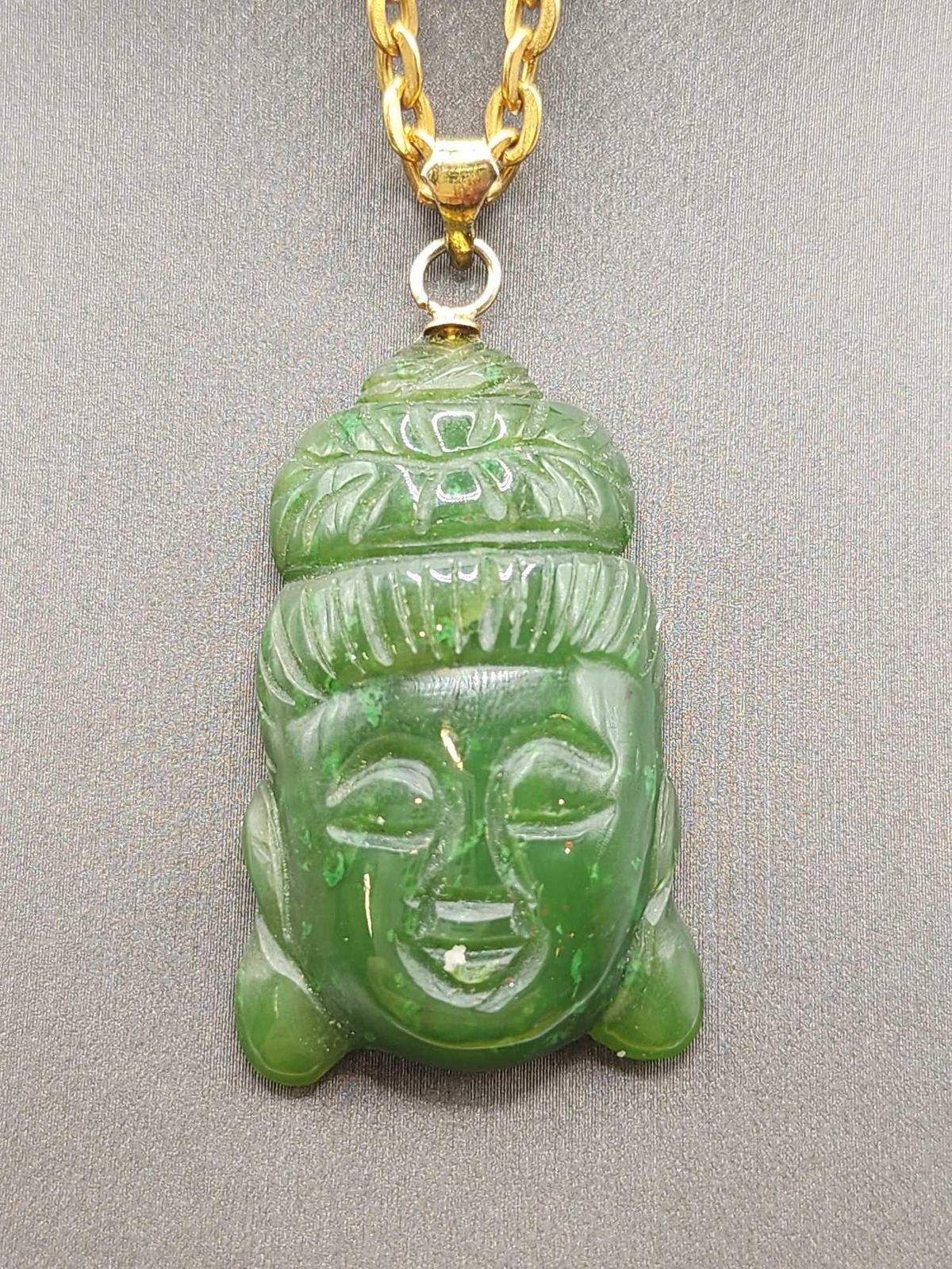 Vintage carved jadeite Guanyin Bodhisattva pendant