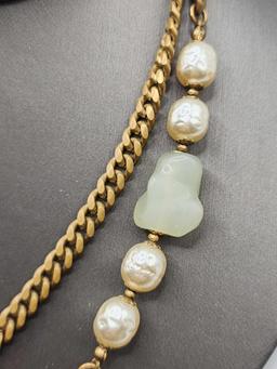 Vintage 1950s Miriam Haskell faux pearl & jadeite beaded necklace