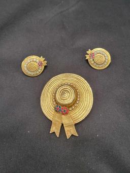 Ciner costume jewelry gold tone sunhat brooch and earring set