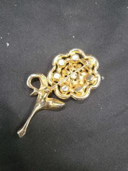 Vintage Weiss rhinestone costume jewelry brooch