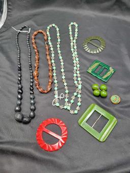 Vintage bakelite buckles, beaded necklaces