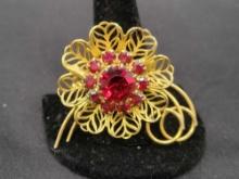 Vintage Weiss rhinestone costume jewelry brooch