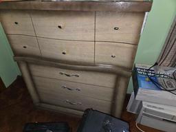 3 Pc Mid Century Modern Bedroom Suite w/ Full Bed & 2 Dressers