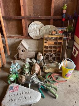 Garden Tools and Decor