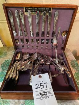 Rogers & Bro Flatware Set w Case